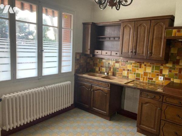 LOYETTES - CHARMANTE MAISON AU BORD DU RHONE