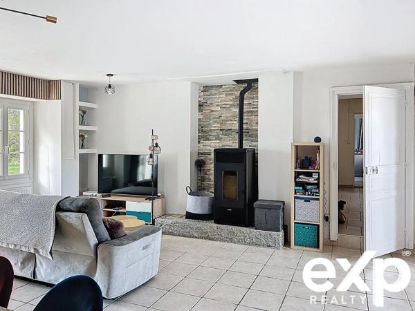 Maison  d'env. 200 m2 -6 ch et un T2 indépendante