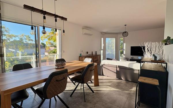 Maison à vendre    5 pièces •  Sainte-Marie