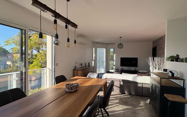 Maison à vendre    5 pièces •  Sainte-Marie