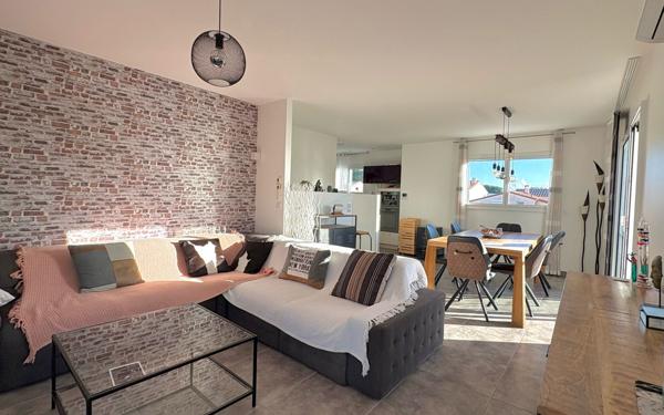 Maison à vendre    5 pièces •  Sainte-Marie