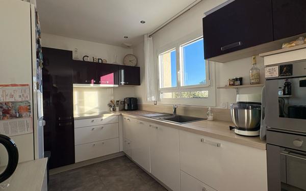 Maison à vendre    5 pièces •  Sainte-Marie