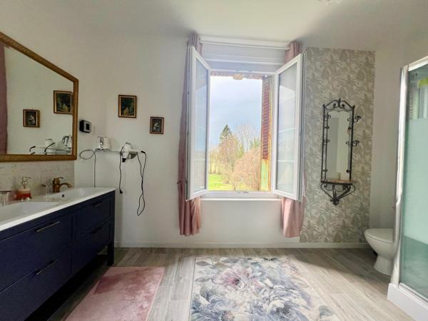 Magnifique maison de Maître du XIXè s. rénovée avec respect des codes de l'ancien