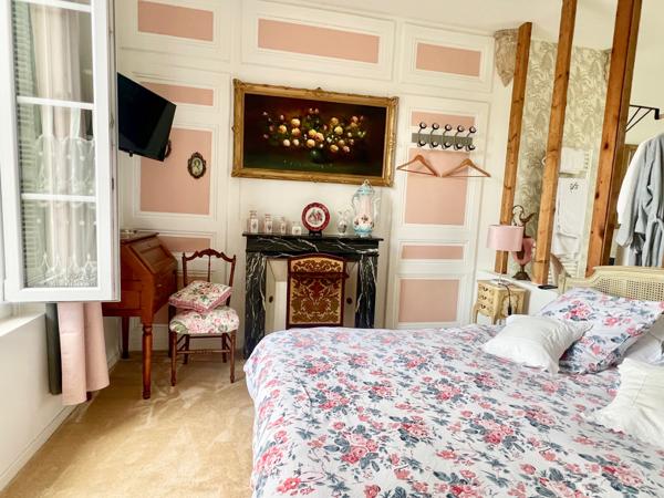 Magnifique maison de Maître du XIXè s. rénovée avec respect des codes de l'ancien