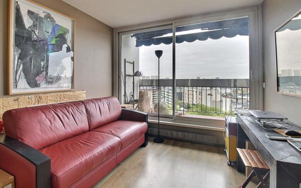 Appartement à vendre    2 pièces • 48,18 m2 Paris 14