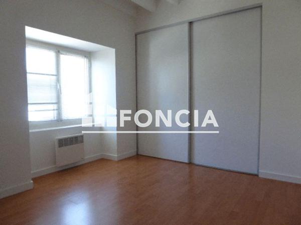 Location Appartement 3 pièces 76.5 m² - 16 RUE DES RUISSEAUX Laval 53000