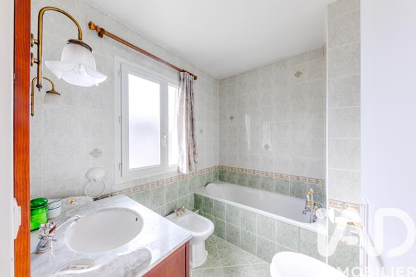 Maison à vendre 5 pièces 112 m² Osny