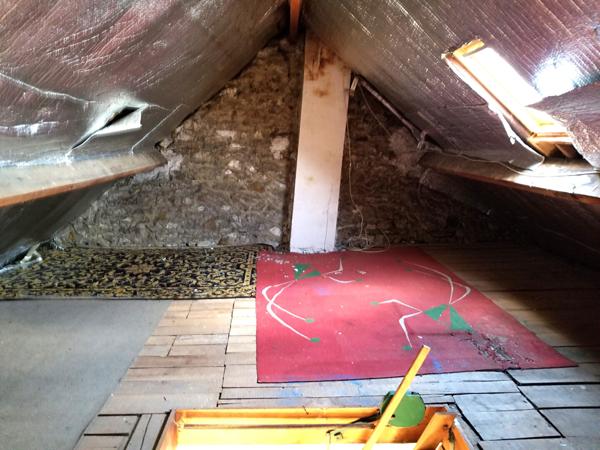 Maison 2 chambres avec cour à EPERNON