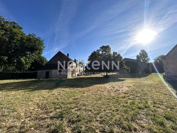 LONGÈRE BAUDRES 5 CHAMBRES AVEC DÉPENDANCES - PISCINE - TERRAIN - BOIS ET VUE SUR LES CHAMPS (INDRE 36)