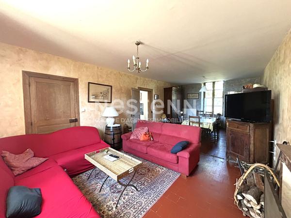 LONGÈRE BAUDRES 5 CHAMBRES AVEC DÉPENDANCES - PISCINE - TERRAIN - BOIS ET VUE SUR LES CHAMPS (INDRE 36)