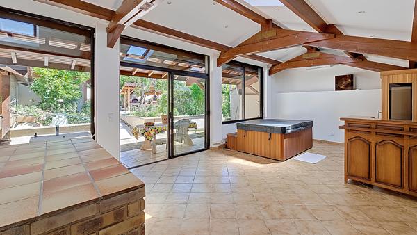 Vente / Maison avec dépendance