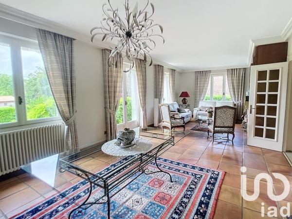 Maison à vendre 8 pièces 205 m² Saint-Cyr-au-Mont-d'Or