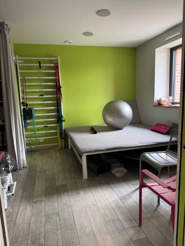 Immeuble en centre ville de Parigné l’évêque