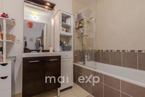 Pluneret – Maison mitoyenne 2 chambres avec garage et jardin