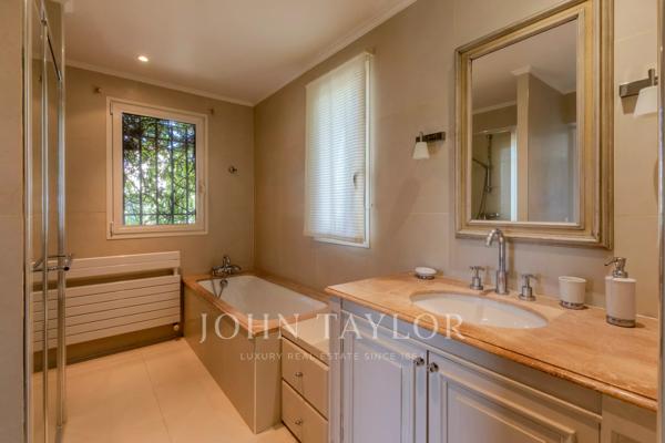 Superbe Villa Contemporaine | Antibes