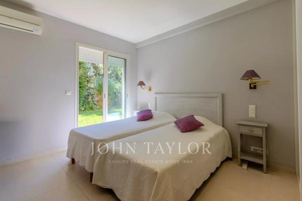 Superbe Villa Contemporaine | Antibes