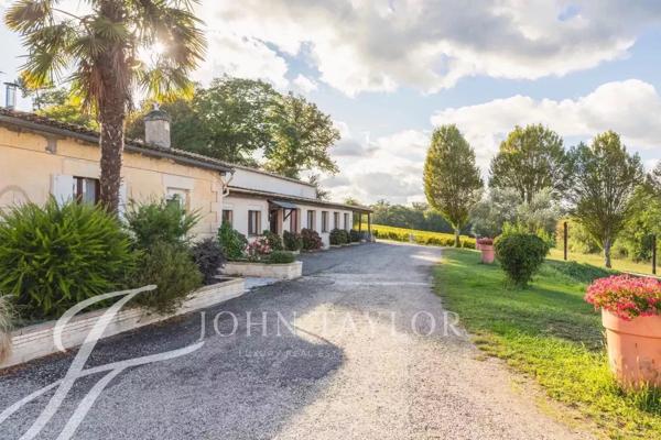 Entre deux Mers - Domaine de charme 30ha - John Taylor