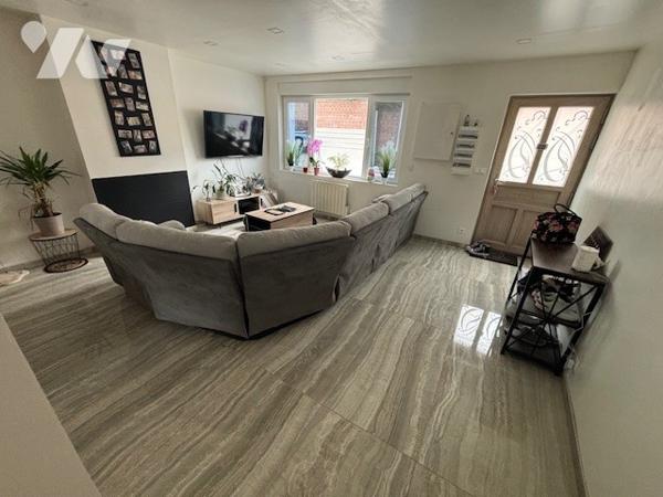 UNE MAISON A USAGE D'HABITATION