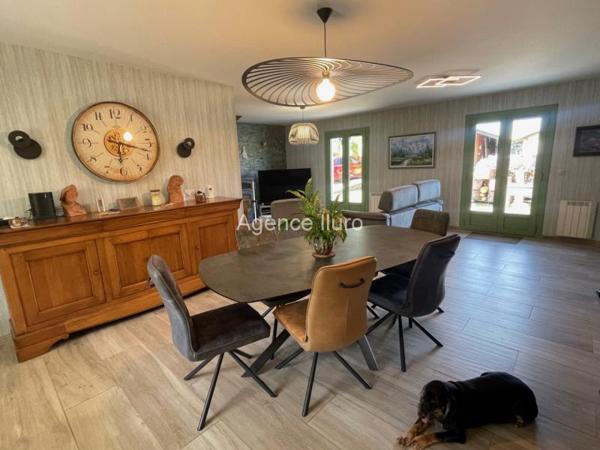 Maison - Proximite oloron-sainte-marie - Réf.:205413 PROXIMITE OLORON - TRES BELLE VILLA T5 AVEC UNE DEPENDANCE MAISON BOIS, JARDIN ET GARAGE -