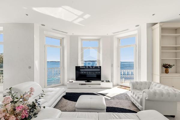 Villa années 30'  les pieds dans l'eau - Cannes Basse Californie-