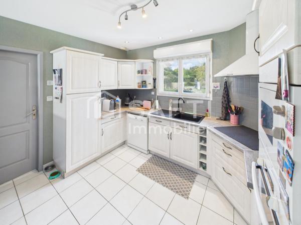 Trés belle maison de plain-pied avec quatre chambres