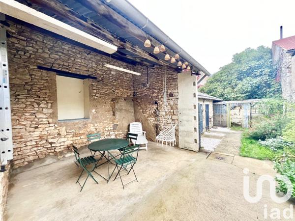 Maison de ville 3 pièces de 91 m² à Saint-Gaultier (36800)