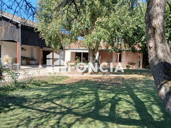 À vendre Maison 10 pièces 290 m² - Bourran 47320