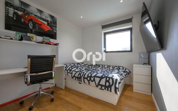 Maison à vendre    6 pièces • 232 m2 Lille