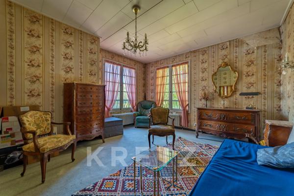 Propriété de 429m² sur 8500m² de terrain en centre-ville