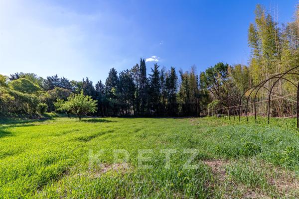 Propriété de 429m² sur 8500m² de terrain en centre-ville