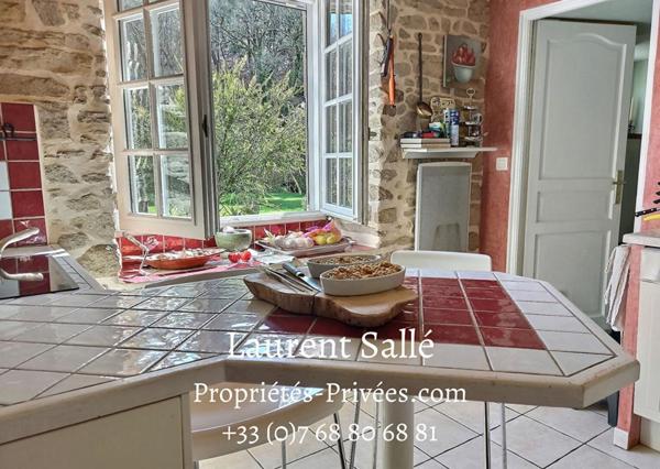 QUESTEMBERT  (56230) - Moulin et Maison de caractère 220 m²