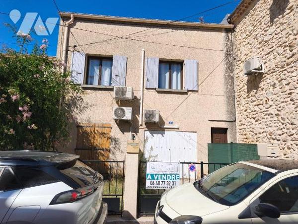 CHATEAURENARD à 5mn du château, proche commerces et rue calme, dans un immeuble de trois lots d...