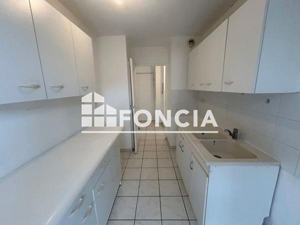 Location Appartement 2 pièces 47.3 m² - 730 AV. DES MONOCOTYLEDONES Hyeres 83400
