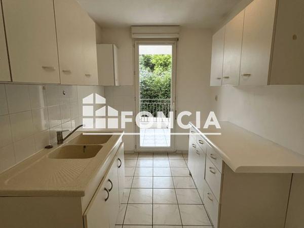 Location Appartement 2 pièces 47.3 m² - 730 AV. DES MONOCOTYLEDONES Hyeres 83400