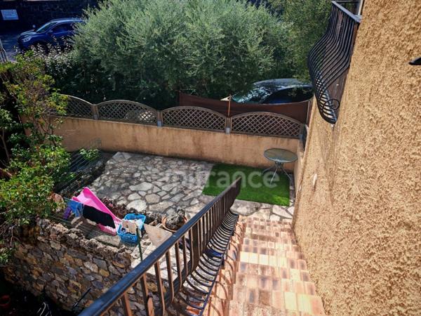 A vendre Appartement 3 pièces rénové à MONTAUROUX (83)