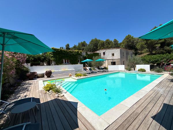 Domaine à CARCASSONNE avec piscine, gîte et chambres d'hôtes