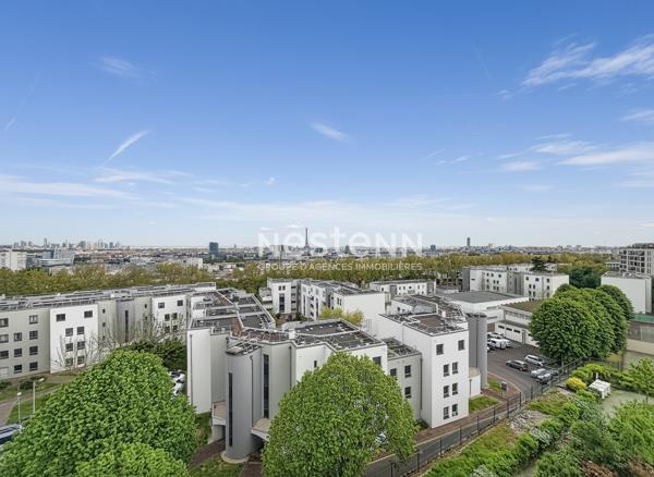 ISSY LES MOULINEAUX - FORT D'ISSY - Vente appartement 2 pièces avec balcon et vue dégagée sur Paris et la Tour Eiffel