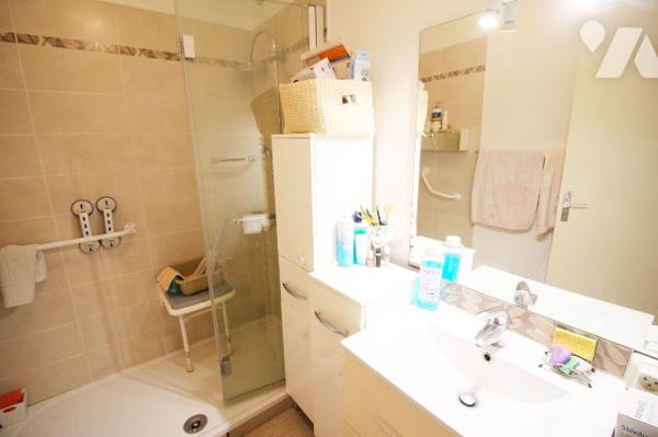 Appartement agréable T3/4 de 78m2 (Carrez) dans le quartier de Bonneveine (8e)