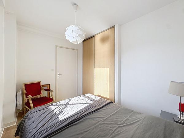 Appartement avec vue sur le blavet, 39m², 1 chambre, 1 place privative - Hennebont.