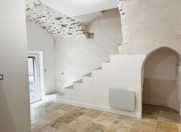 Maison de village - Trois chambres entièrement rénovée