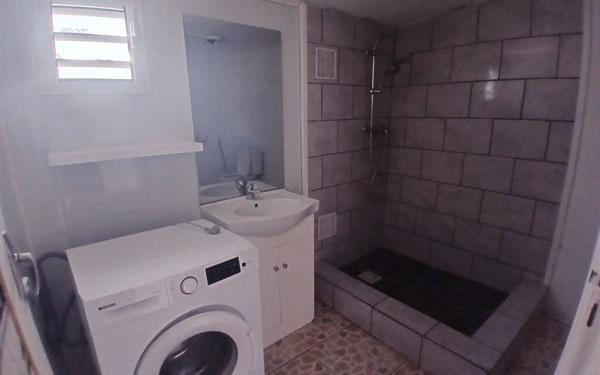 Maison à vendre    7 pièces •  Le Tampon