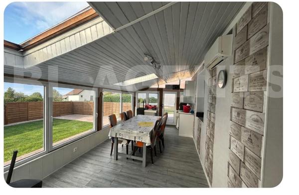 PAVILLON PROCHE CENTRE VILLE 