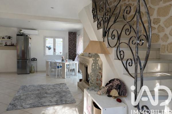 Maison à vendre 4 pièces 94 m² Villeneuve-lès-Maguelone