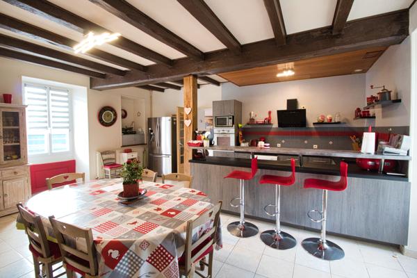 Maison à vendre à Terres-de-Haute-Charente (16270) - Charente