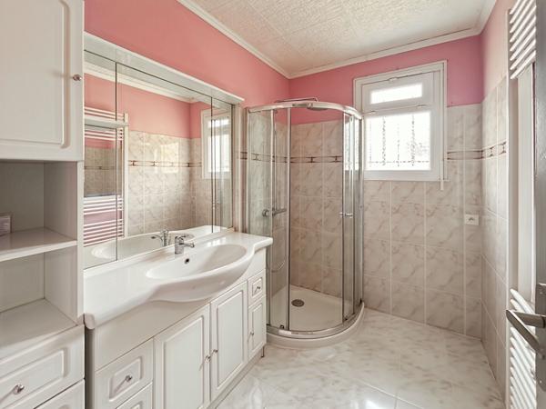 Maison Franqueville Saint Pierre Vivable de plain-pied