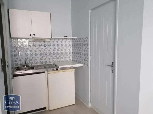 Appartement à louer 1 pièce 21.7m² Blois (41000)