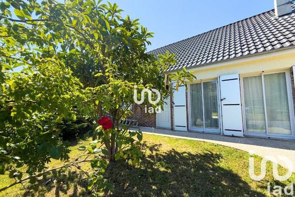 Maison à vendre 6 pièces 120 m² Le Mesnil-Saint-Denis