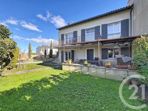 Maison à vendre  7 pièces - 181,15 m2 ARLES - 13