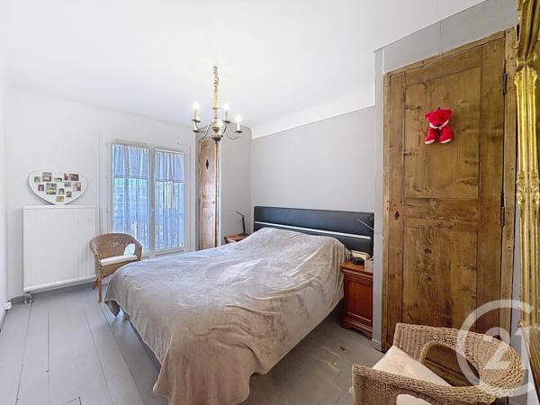 Maison à vendre  7 pièces - 181,15 m2 ARLES - 13