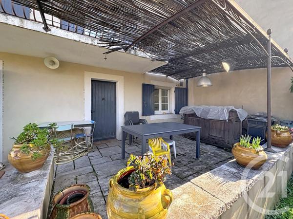 Maison à vendre  7 pièces - 181,15 m2 ARLES - 13